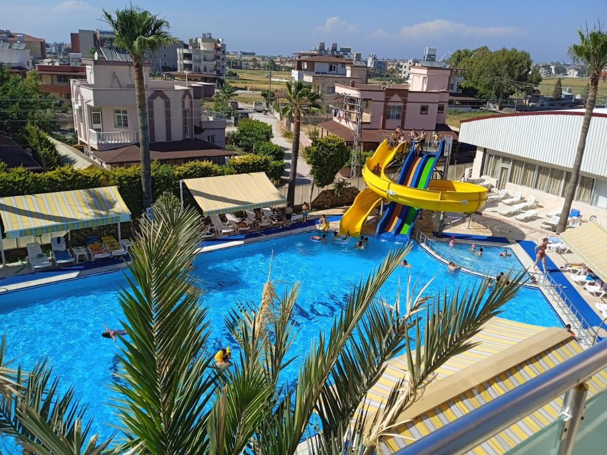 Gumus Hotel Arsuz Екстериор снимка